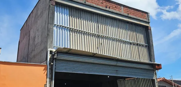 Galpão / Depósito / Armazém para venda ou aluguel, 300m² no São Francisco, São Luís
