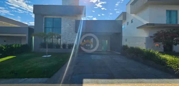 Casa com 3 Quartos à venda, 196m² no Residencial Condomínio Jardim Veneza, Senador Canedo