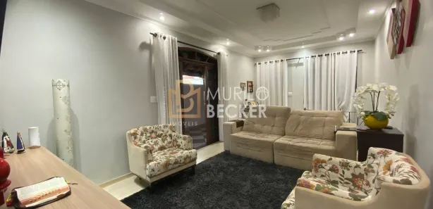 Casa com 3 Quartos à venda, 210m² no Jardim Colônia, Jacareí