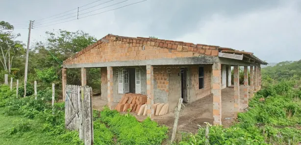 Fazenda / Sítio / Chácara com 11 Quartos à venda, 128519m² no , Pombos