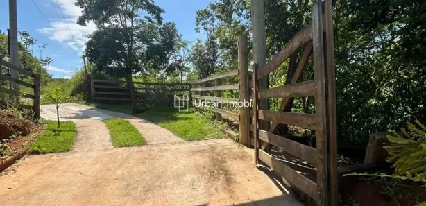 Fazenda / Sítio / Chácara com 2 Quartos à venda, 1700m² no Nossa Senhora do Amparo, Barra Mansa