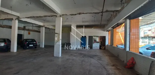 Casa Comercial para venda ou aluguel, 450m² no Jardim Novo Campo Limpo, Embu das Artes