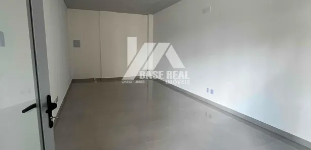 Loja / Salão / Ponto Comercial para alugar, 30m² no Nova Rússia, Ponta Grossa