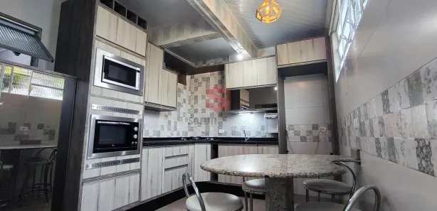 Sobrado com 3 Quartos à venda, 112m² no Vila Bancária, Campo Largo