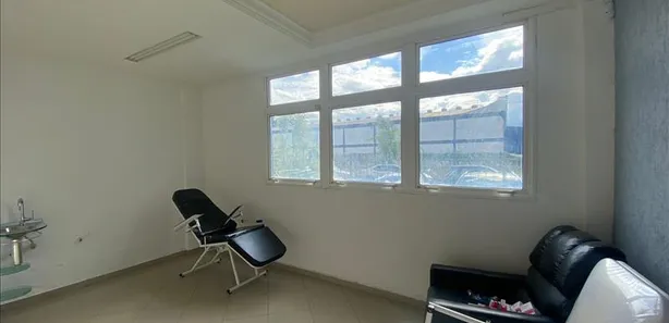Loja / Salão / Ponto Comercial com 1 Quarto para venda ou aluguel, 36m² no Jardim Jalisco, Resende