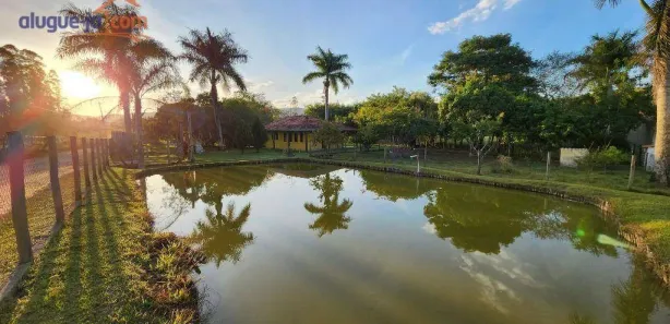 Fazenda / Sítio / Chácara com 6 Quartos à venda, 400m² no Chácara Marambaia, Caçapava