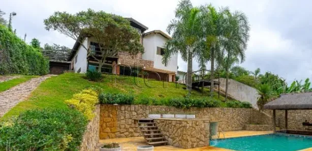 Fazenda / Sítio / Chácara com 5 Quartos à venda, 3000m² no Monterrey, Louveira