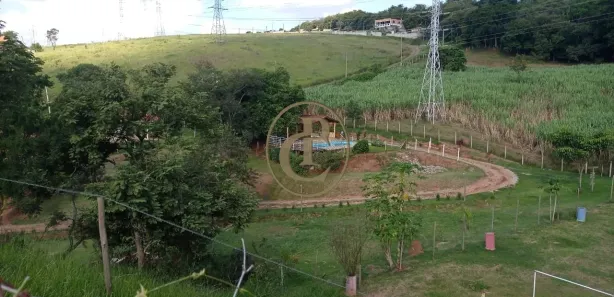 Fazenda / Sítio / Chácara com 3 Quartos à venda, 300m² no Caçapava Velha, Caçapava