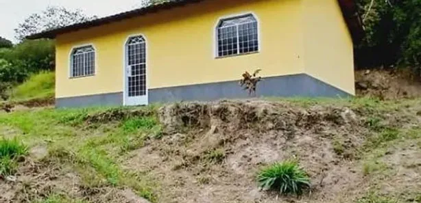 Fazenda / Sítio / Chácara com 2 Quartos à venda, 5280m² no , Rio Bonito