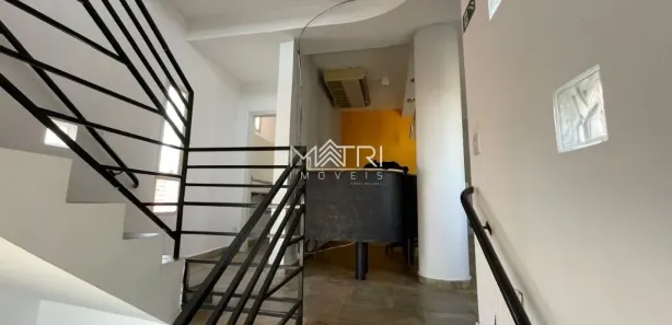 Conjunto Comercial / Sala para alugar, 221m² no Centro, Araraquara
