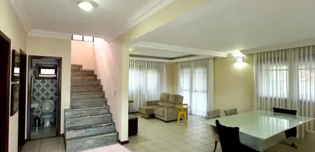 Casa de Condomínio com 4 Quartos para alugar, 420m² no Busca Vida (Abrantes), Camaçari