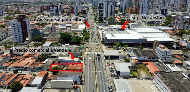 Loja / Salão / Ponto Comercial com 1 Quarto à venda, 384m² no Lagoa Nova, Natal