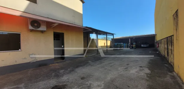 Loja / Salão / Ponto Comercial à venda, 184m² no Santa Luzia, Bragança Paulista