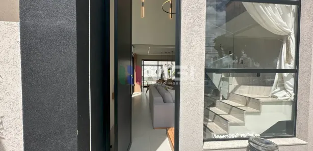 Casa de Condomínio com 3 Quartos à venda, 189m² no Condomínio Vinhas, Senador Canedo