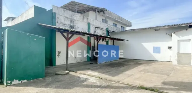 Galpão / Depósito / Armazém à venda, 448m² no Centro, Penha