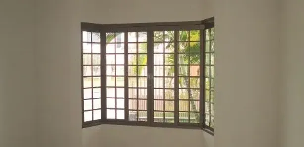 Casa com 3 Quartos para alugar, 97m² no Jardim Paris IV, Maringá