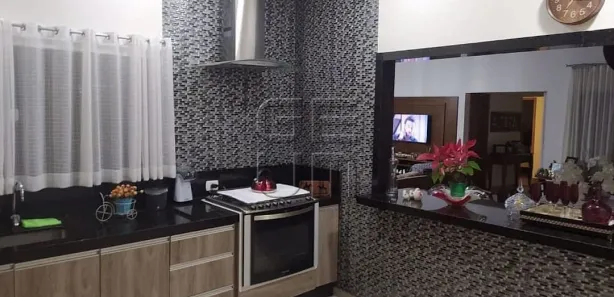 Fazenda / Sítio / Chácara com 5 Quartos à venda, 250m² no Recanto Santa Andréa, Cambé