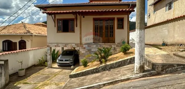 Casa com 2 Quartos à venda, 70m² no Centro, Raposos
