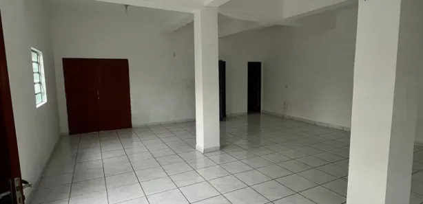 Casa Comercial com 1 Quarto para alugar, 80m² no Jardim Júlia, Embu das Artes