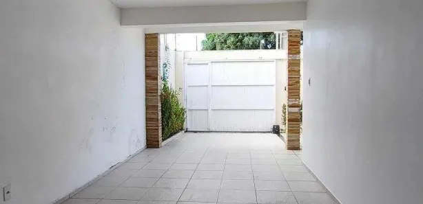 Casa com 4 Quartos à venda, 220m² no Jabotiana, Aracaju