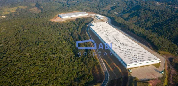 Galpão / Depósito / Armazém para alugar, 6804m² no Itaquaciara, Itapecerica da Serra
