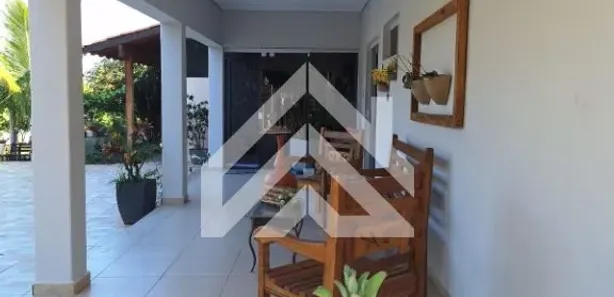 Fazenda / Sítio / Chácara com 3 Quartos à venda, 225m² no , Ipeúna