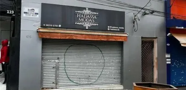 Loja / Salão / Ponto Comercial à venda, 219m² no Centro, Cotia