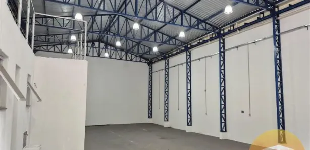 Galpão / Depósito / Armazém para alugar, 480m² no Vila Taquari, São Paulo