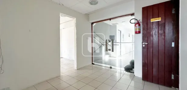 Conjunto Comercial / Sala à venda, 107m² no Tambaú, João Pessoa
