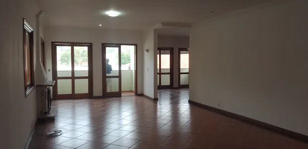 Casa de Condomínio com 4 Quartos para alugar, 350m² no Alphaville, Santana de Parnaíba