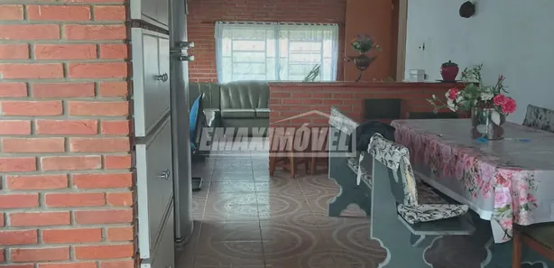 Fazenda / Sítio / Chácara com 2 Quartos à venda, 160m² no , Sarapuí