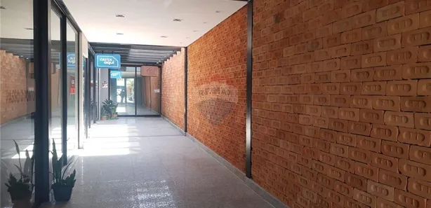 Conjunto Comercial / Sala para alugar, 80m² no Centro, Vinhedo