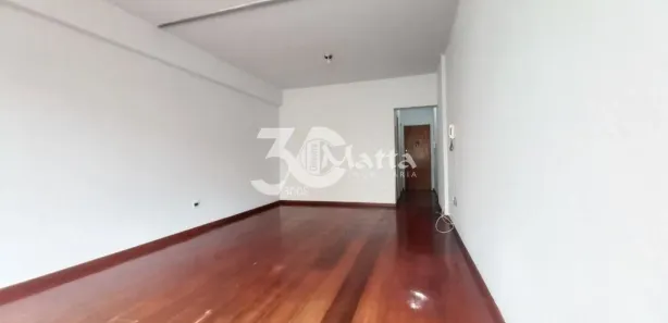 Kitnet com 1 Quarto à venda, 45m² no Centro, Juiz de Fora