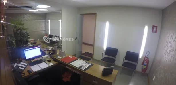 Conjunto Comercial / Sala com 2 Quartos à venda, 51m² no Zona Industrial, Brasília