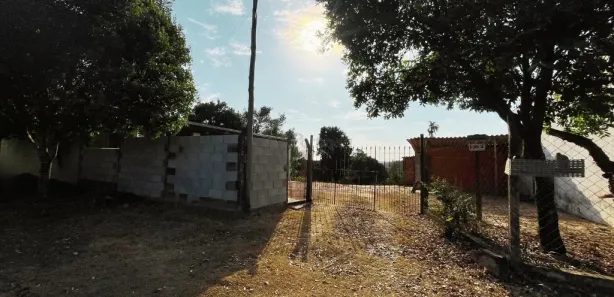 Fazenda / Sítio / Chácara com 2 Quartos para alugar, 100m² no Área Rural de Limeira, Limeira
