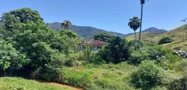 Fazenda / Sítio / Chácara com 3 Quartos à venda, 30000m² no Olaria, Nova Friburgo