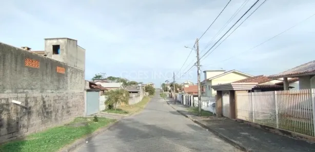 Casa com 3 Quartos para alugar, 48m² no Santo Antônio, Criciúma