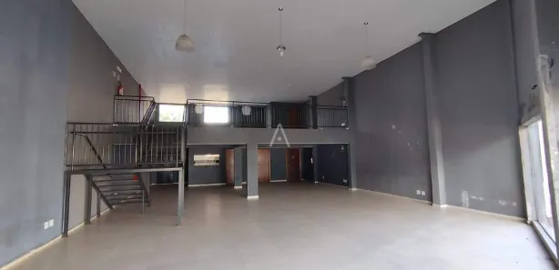 Conjunto Comercial / Sala para alugar, 262m² no Jardim Porto Alegre, Toledo