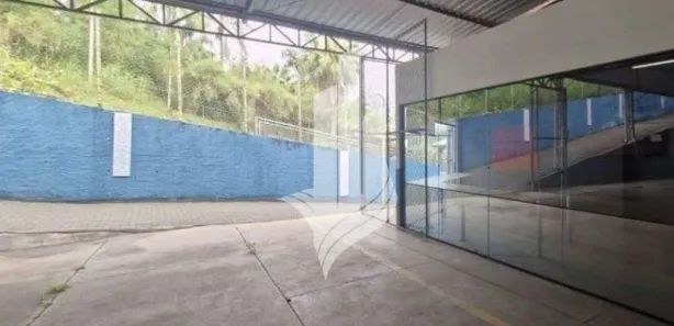 Galpão / Depósito / Armazém para alugar, 700m² no Centro, Blumenau