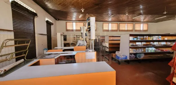 Loja / Salão / Ponto Comercial para alugar, 300m² no Chácara Braz Miraglia, Jaú