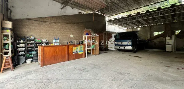 Galpão / Depósito / Armazém para alugar, 120m² no Paineira, Teresópolis