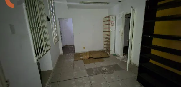 Loja / Salão / Ponto Comercial à venda, 140m² no Centro, Nova Iguaçu