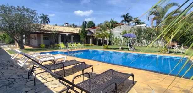 Fazenda / Sítio / Chácara com 3 Quartos à venda, 1300m² no , Mairinque