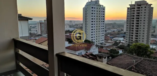 Sobrado com 3 Quartos à venda, 150m² no Vila Aprazível, Jacareí
