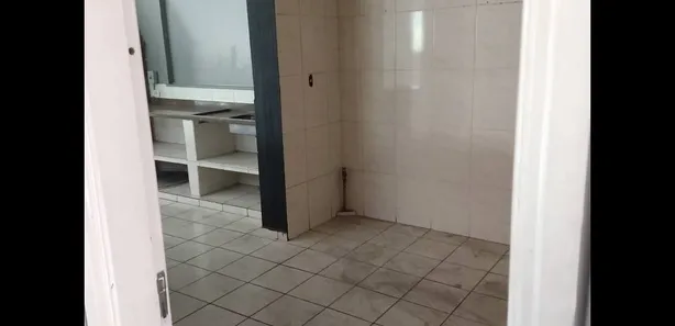 Prédio Inteiro para alugar, 800m² no Jardim São Francisco, Cubatão