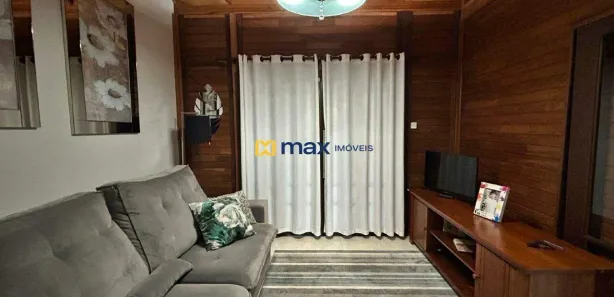 Casa com 4 Quartos à venda, 185m² no Meia Praia, Navegantes