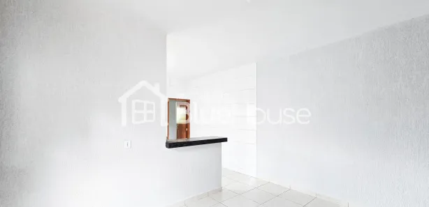 Casa com 2 Quartos à venda, 75m² no Setor Barcelos, Trindade