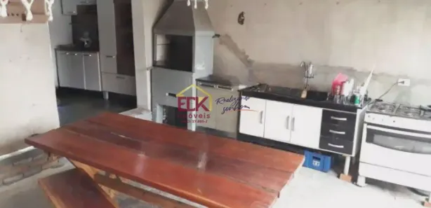 Sobrado com 3 Quartos à venda, 137m² no Cidade Jardim, Taubaté