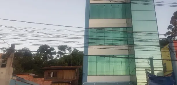 Prédio Inteiro para venda ou aluguel, 811m² no Jardim Vitória, Arujá