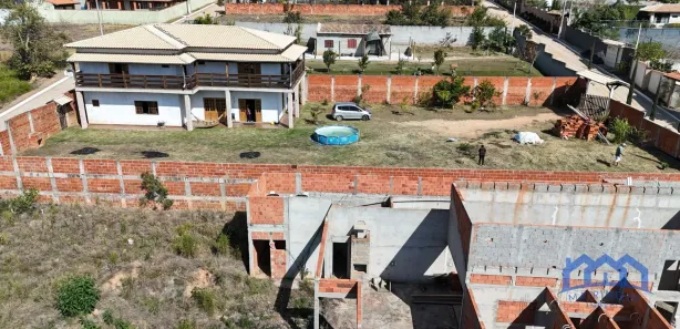 Fazenda / Sítio / Chácara com 3 Quartos à venda, 1000m² no , Mairinque